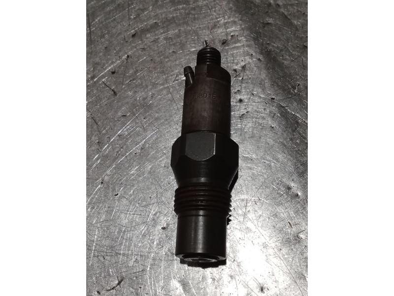 Recambio de inyector para ford mondeo i turnier (bnp) 1.8 td referencia OEM IAM LCR6705301E  LUCAS