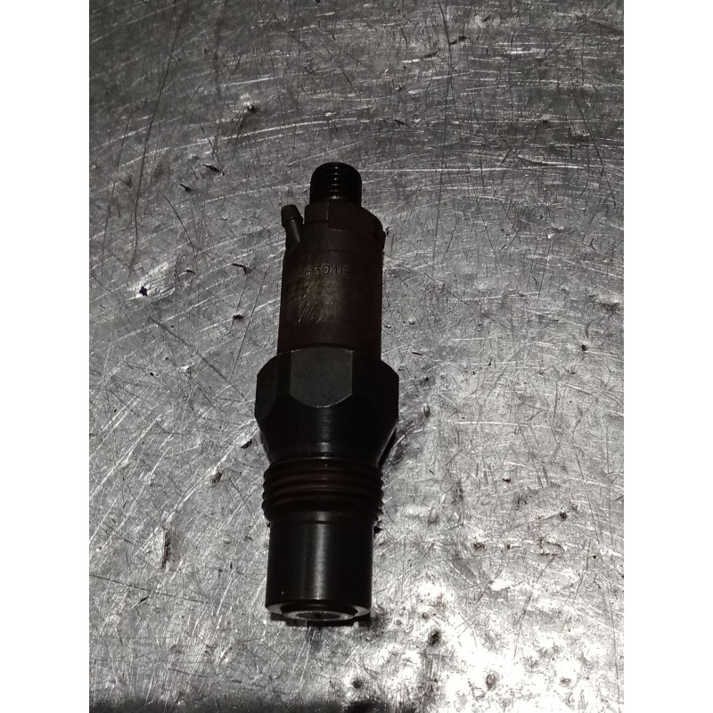 Recambio de inyector para ford mondeo i turnier (bnp) 1.8 td referencia OEM IAM LCR5705301E  LUCAS