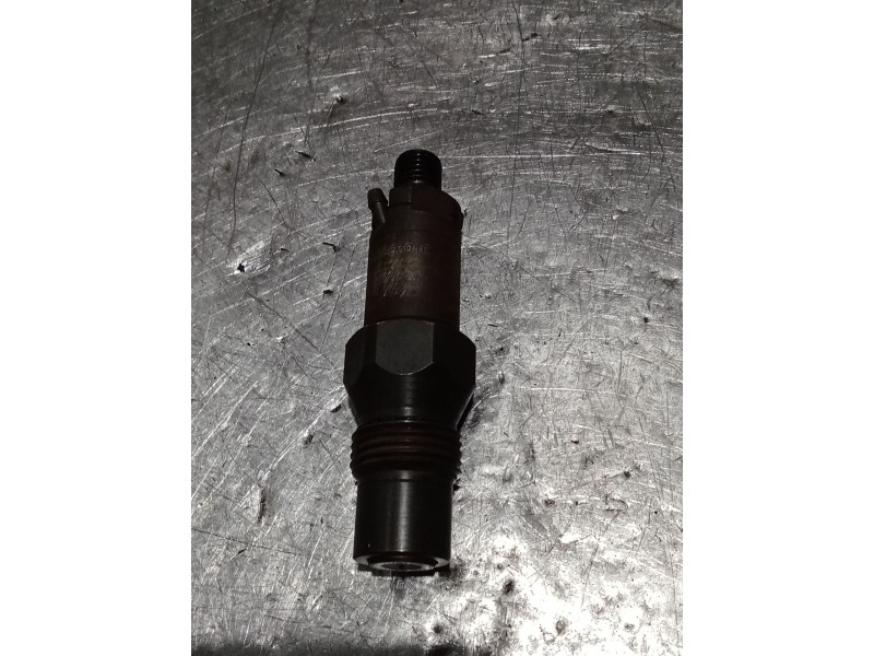 Recambio de inyector para ford mondeo i turnier (bnp) 1.8 td referencia OEM IAM LCR5705301E  LUCAS