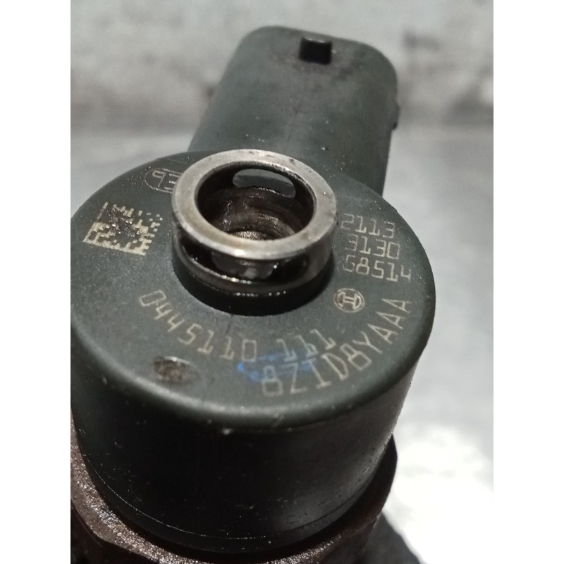 Recambio de inyector para alfa romeo gt (937_) 1.9 jtd (937cxn1b) referencia OEM IAM 0445110111 2113313058514 BOSCH