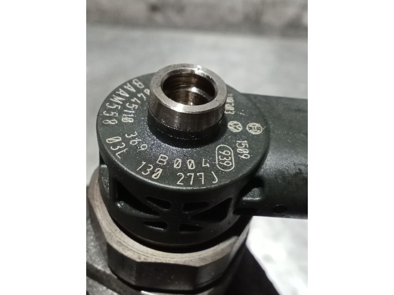 Recambio de inyector para seat alhambra (710, 711) 2.0 tdi referencia OEM IAM 0445110369 03L130277J BOSCH