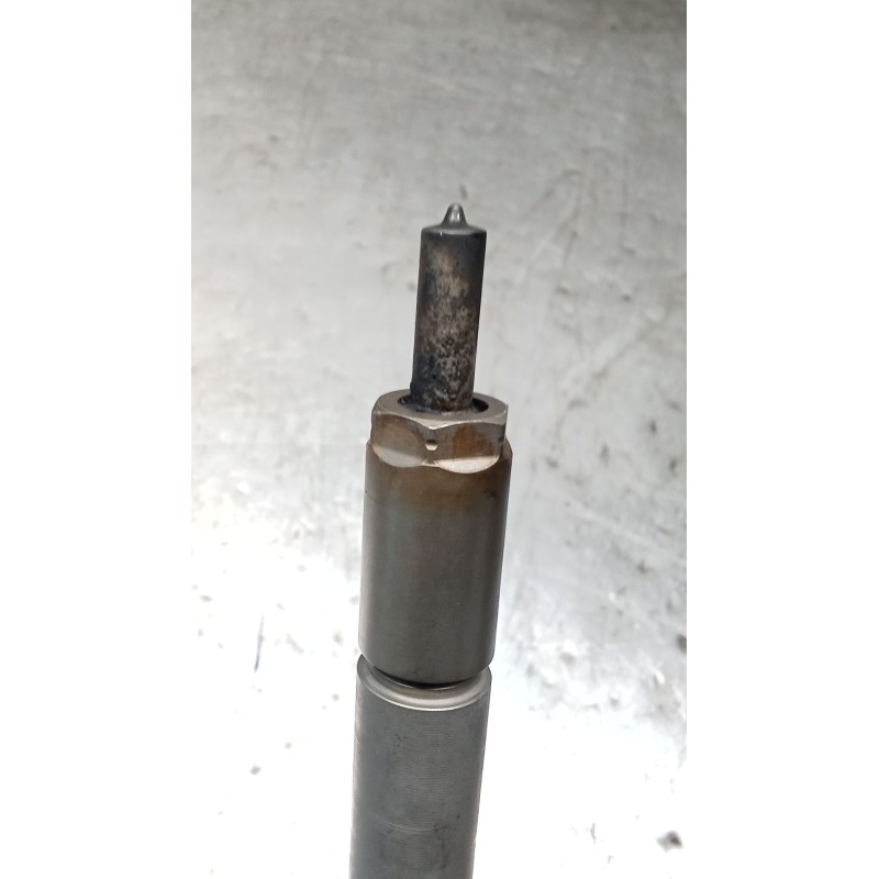 Recambio de inyector para opel corsa e color edition ecoflex referencia OEM IAM 0445110 618  BOSCH