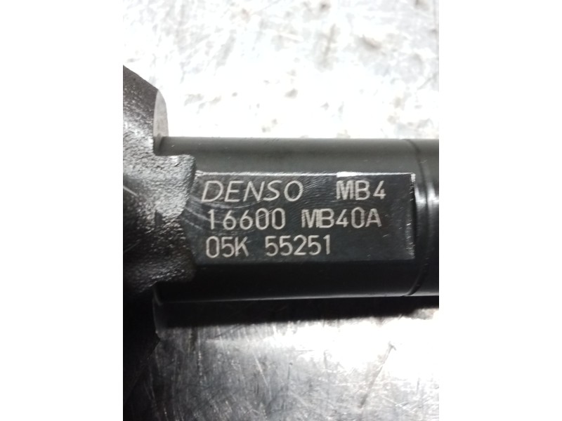 Recambio de inyector para nissan cabstar (f24m, f24w) 35.13 dci, 45.13 dci 2.5 (f24m) referencia OEM IAM 16600MB40A DENSO 06