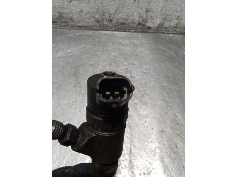 Recambio de inyector para fiat ducato furgoneta (250_) 130 multijet 2,3 d 4x4 referencia OEM IAM 0445110418 504389548 BOSCH
