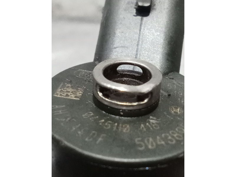 Recambio de inyector para fiat ducato furgoneta (250_) 130 multijet 2,3 d 4x4 referencia OEM IAM 0445110418 504389548 BOSCH