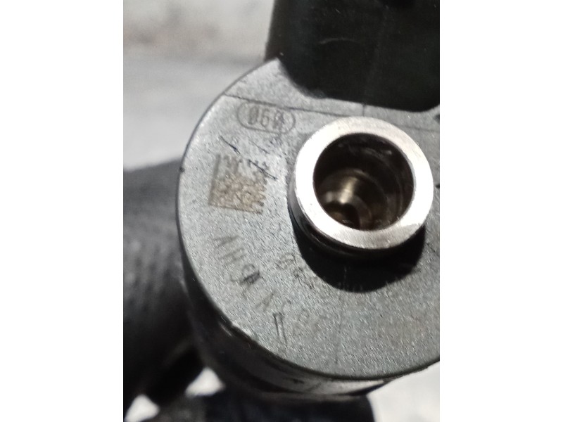 Recambio de inyector para fiat ducato furgoneta (250_) 130 multijet 2,3 d 4x4 referencia OEM IAM 0445110418 504389548 BOSCH