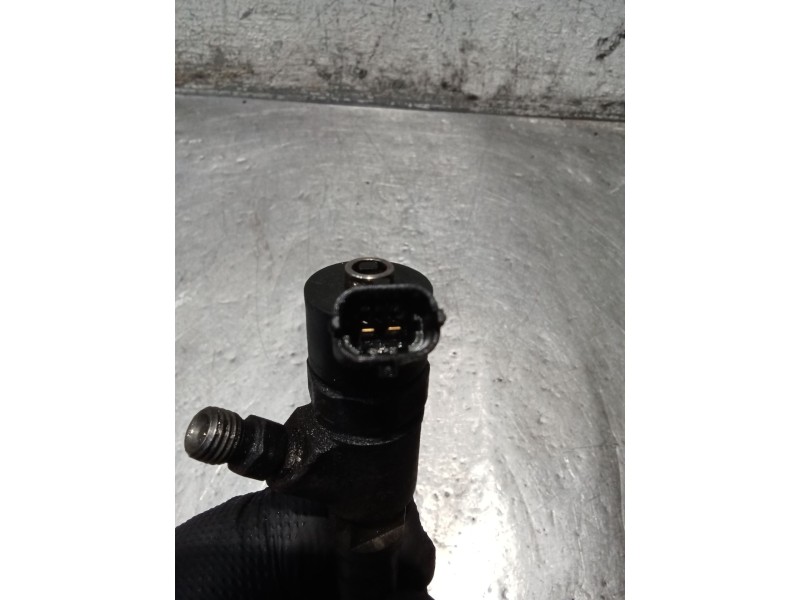Recambio de inyector para fiat ducato furgoneta (250_) 130 multijet 2,3 d 4x4 referencia OEM IAM 0445110418 504369548 BOSCH