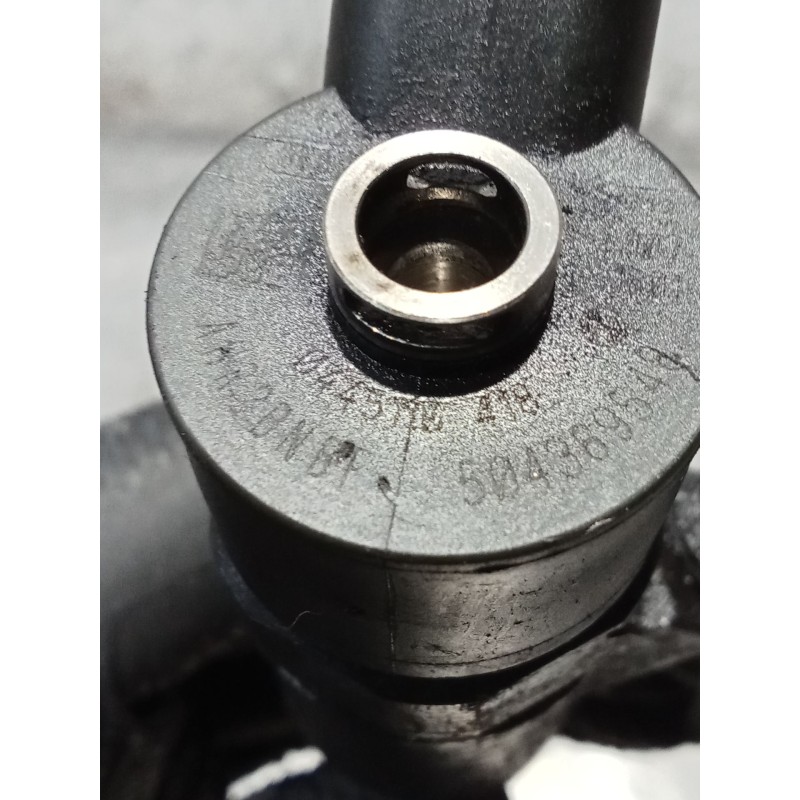 Recambio de inyector para fiat ducato furgoneta (250_) 130 multijet 2,3 d 4x4 referencia OEM IAM 0445110418 504369548 BOSCH