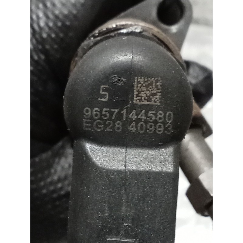 Recambio de inyector para peugeot 407 (6d_) 2.0 hdi 135 (6drhrh, 6drhre, 6drhrg, 6drhrj) referencia OEM IAM 9657144580  