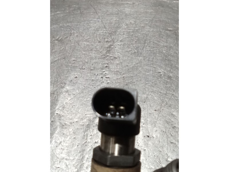 Recambio de inyector para peugeot 407 (6d_) 2.0 hdi 135 (6drhrh, 6drhre, 6drhrg, 6drhrj) referencia OEM IAM 9657144580  