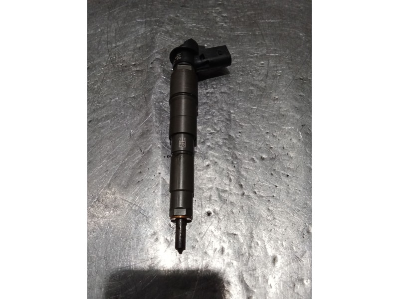 Recambio de inyector para bmw x3 (e83) 3.0 d referencia OEM IAM 779272106 0445115070 BOSCH