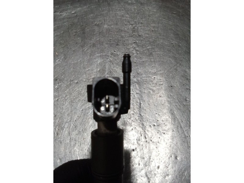 Recambio de inyector para bmw x3 (e83) 3.0 d referencia OEM IAM 779272106 0445115070 BOSCH