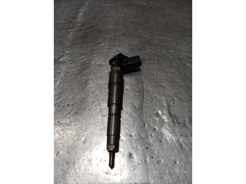 Recambio de inyector para bmw x3 (e83) 3.0 d referencia OEM IAM 779272106 0445115070 BOSCH