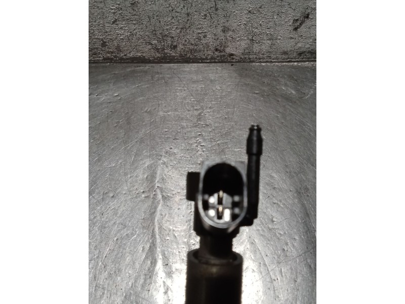 Recambio de inyector para bmw x3 (e83) 3.0 d referencia OEM IAM 779272106 0445115070 BOSCH