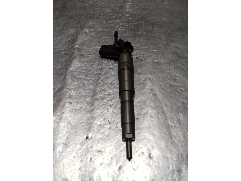 Recambio de inyector para bmw x3 (e83) 3.0 d referencia OEM IAM 779272106 0445115070 BOSCH