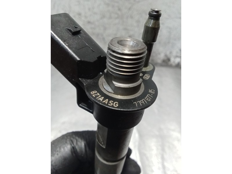 Recambio de inyector para bmw 5 (e60) 520 d referencia OEM IAM 779787705 0445116 BOSCH