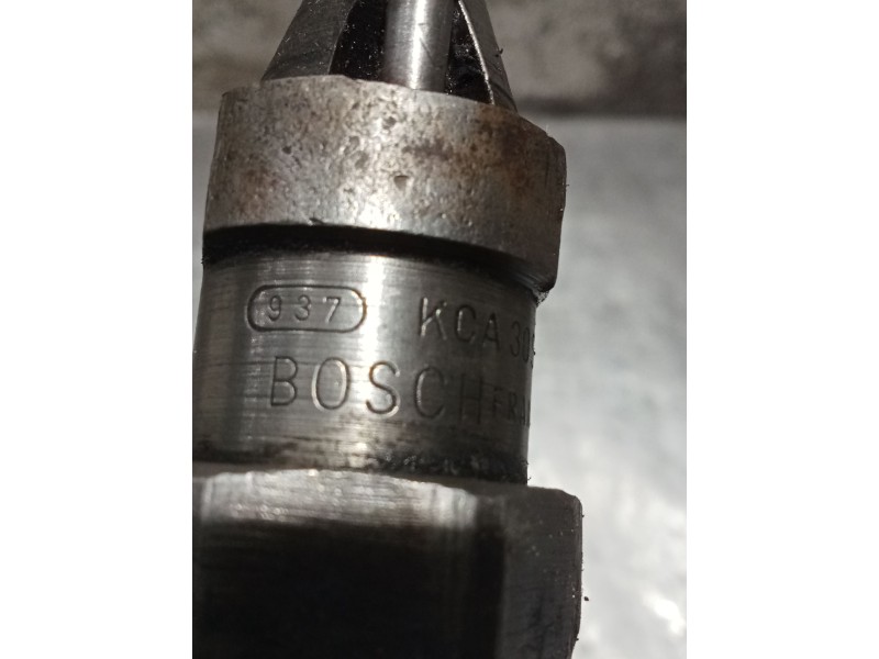 Recambio de inyector para fiat ducato furgoneta (230_) 1.9 td referencia OEM IAM KCA30S44  BOSCH