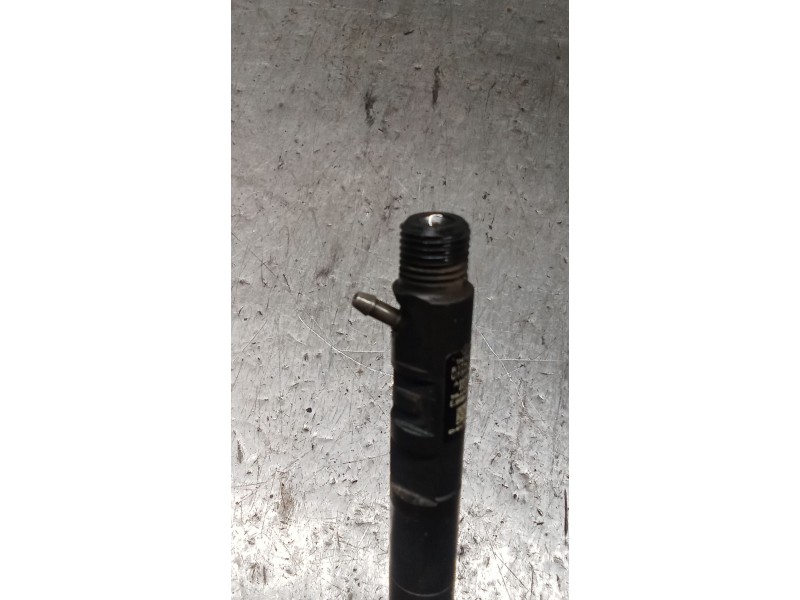 Recambio de inyector para ssangyong rodius i 2.7 xdi referencia OEM IAM A6650170221  DELPHI