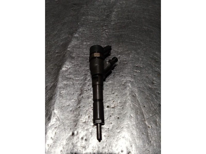 Recambio de inyector para peugeot 206 sw (2e/k) 2.0 hdi referencia OEM IAM 0445110076 9641742880 BOSCH 02