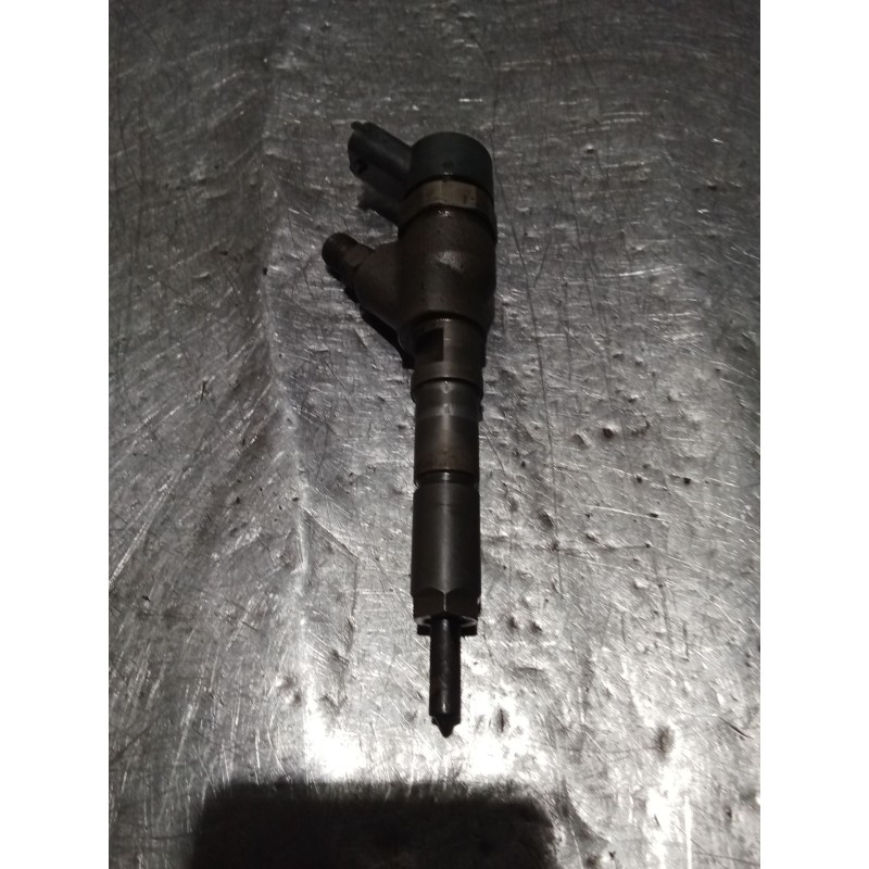 Recambio de inyector para peugeot 206 sw (2e/k) 2.0 hdi referencia OEM IAM 0445110076 9641742880 BOSCH 02