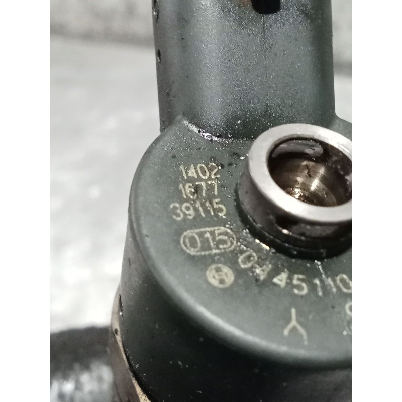 Recambio de inyector para peugeot 206 sw (2e/k) 2.0 hdi referencia OEM IAM 0445110076 9641742880 BOSCH 02