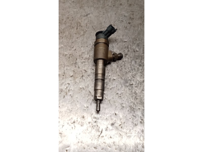 Recambio de inyector para peugeot 308 i (4a_, 4c_) 1.6 hdi referencia OEM IAM 870692 0445110340 BOSCH