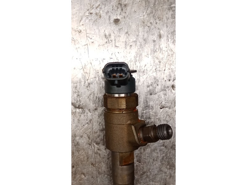 Recambio de inyector para peugeot 308 i (4a_, 4c_) 1.6 hdi referencia OEM IAM 870692 0445110340 BOSCH