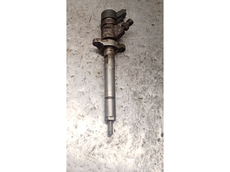 Recambio de inyector para citroën jumpy ii furgoneta 1.6 hdi 90 16v referencia OEM IAM 606680 0445110239 BOSCH