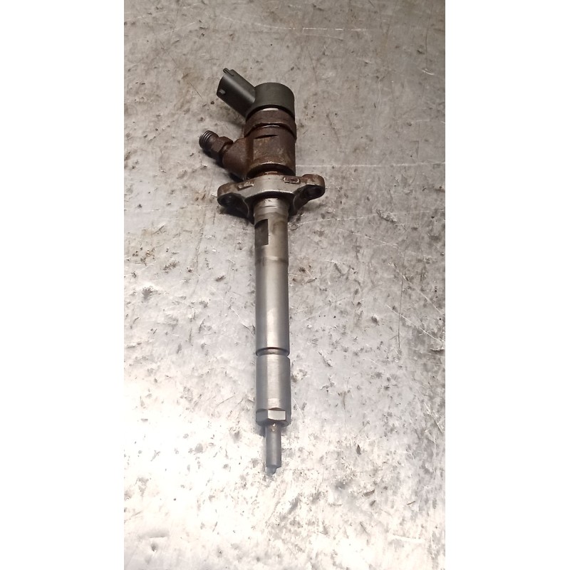 Recambio de inyector para citroën jumpy ii furgoneta 1.6 hdi 90 16v referencia OEM IAM 606680 0445110239 BOSCH