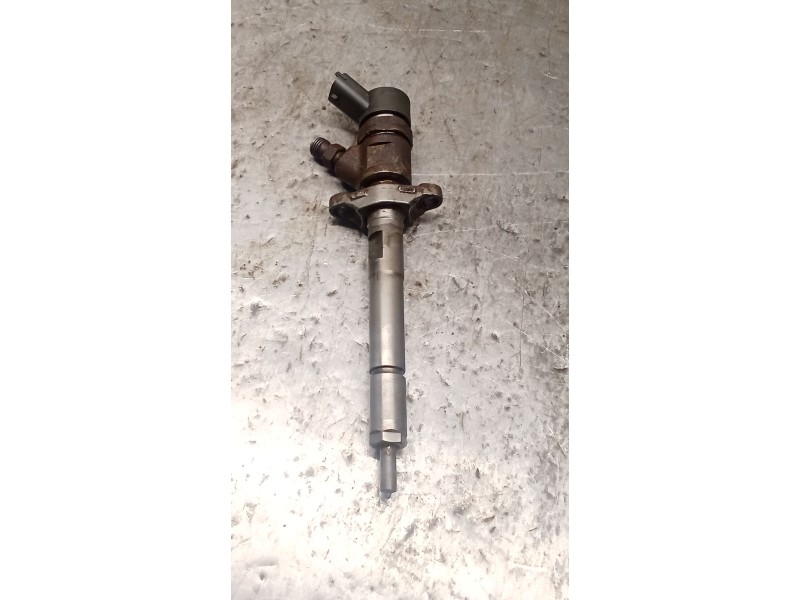 Recambio de inyector para citroën jumpy ii furgoneta 1.6 hdi 90 16v referencia OEM IAM 606680 0445110239 BOSCH