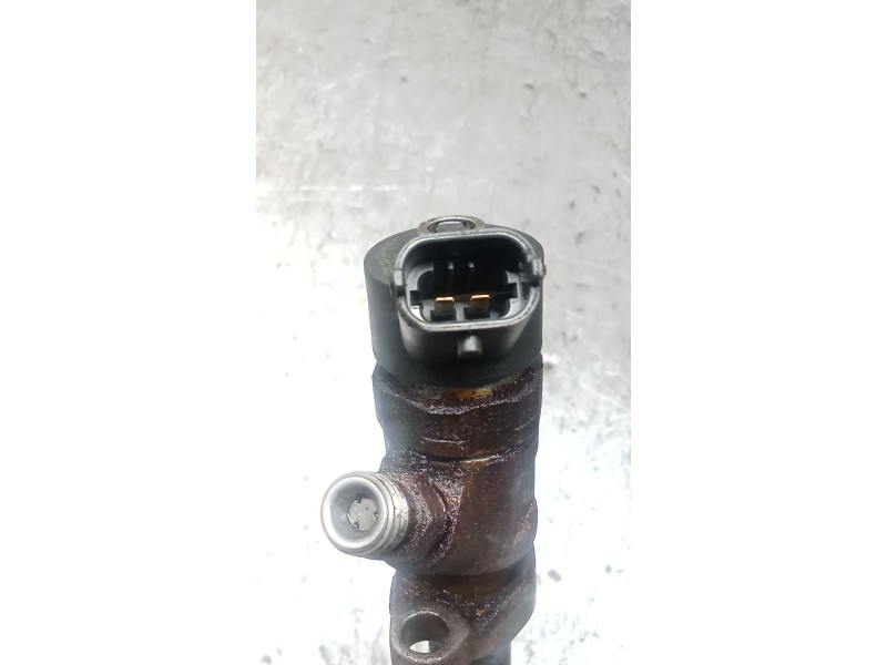Recambio de inyector para citroën jumpy ii furgoneta 1.6 hdi 90 16v referencia OEM IAM 606680 0445110239 BOSCH