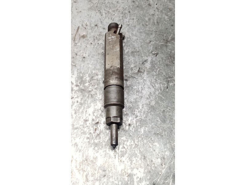 Recambio de inyector para audi a3 (8l1) 1.9 tdi referencia OEM IAM 028130201T  BOSCH