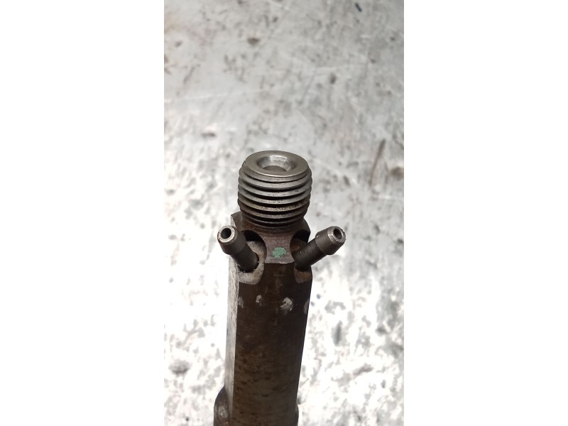 Recambio de inyector para audi a3 (8l1) 1.9 tdi referencia OEM IAM 028130201T  BOSCH