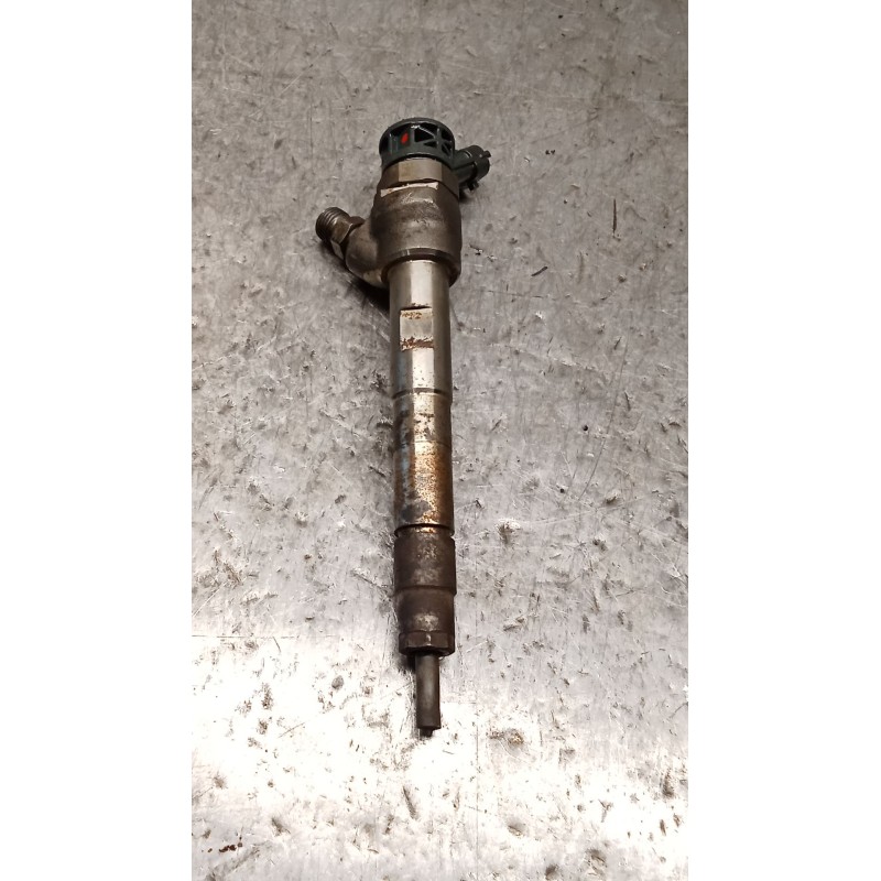 Recambio de inyector para land rover discovery v (l462) 2.0 sd4 4x4 referencia OEM IAM G4D39K546BB 0445110701 BOSCH