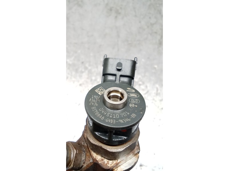 Recambio de inyector para land rover discovery v (l462) 2.0 sd4 4x4 referencia OEM IAM G4D39K546BB 0445110701 BOSCH