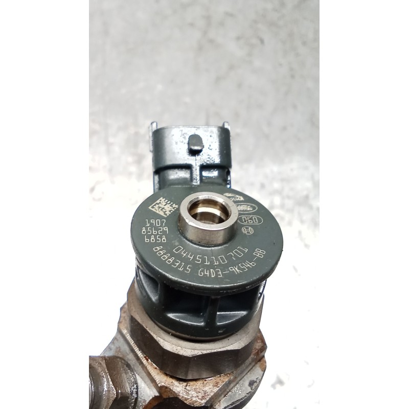 Recambio de inyector para land rover discovery v (l462) 2.0 sd4 4x4 referencia OEM IAM G4D39K546BB 0445110701 BOSCH