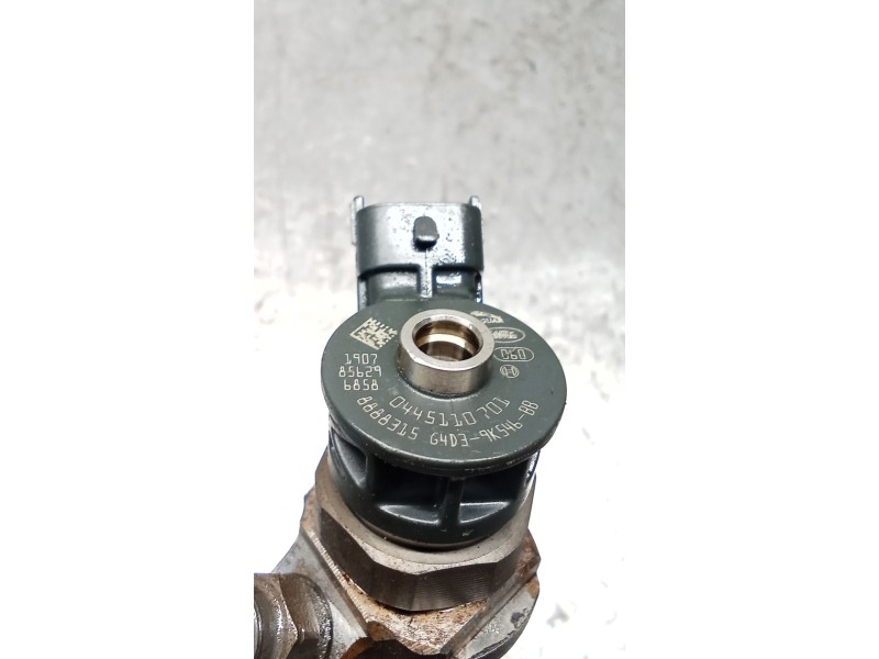 Recambio de inyector para land rover discovery v (l462) 2.0 sd4 4x4 referencia OEM IAM G4D39K546BB 0445110701 BOSCH