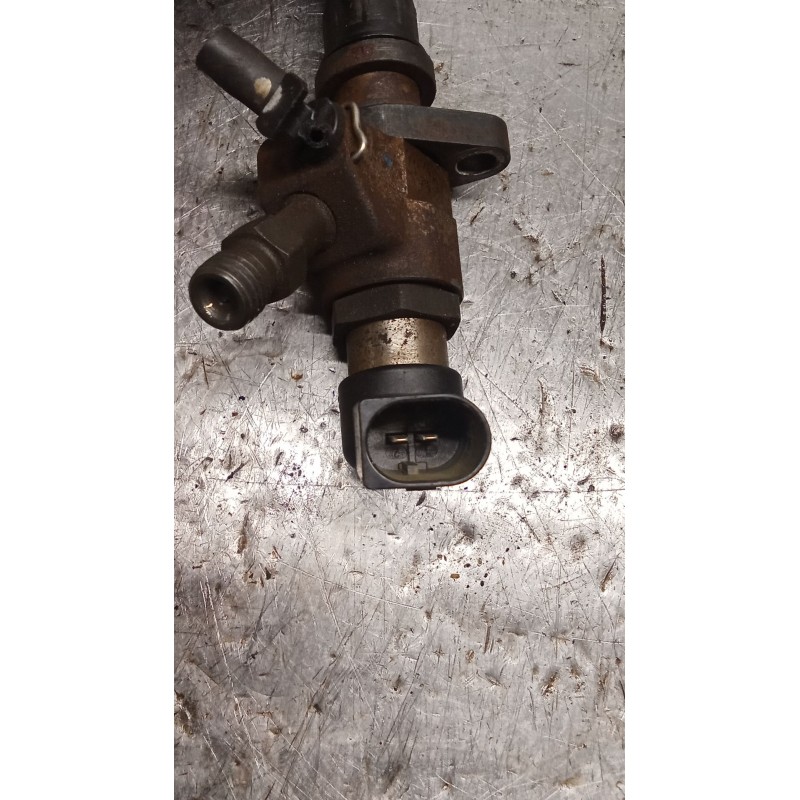 Recambio de inyector para peugeot 407 sw (6e_, 6d_) 2.0 hdi 135 referencia OEM IAM 9657144580 SIEMENS 