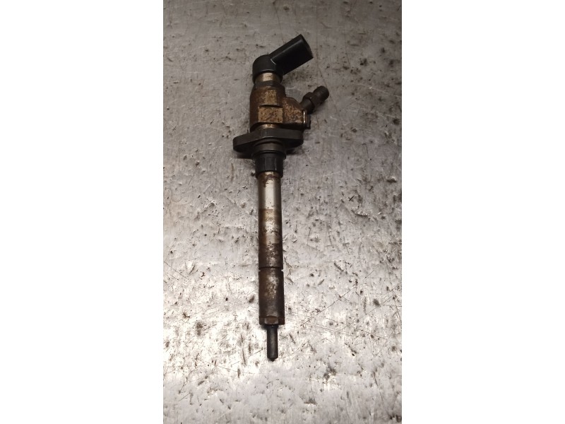 Recambio de inyector para peugeot 407 sw (6e_, 6d_) 2.0 hdi 135 referencia OEM IAM 9657144580 SIEMENS 