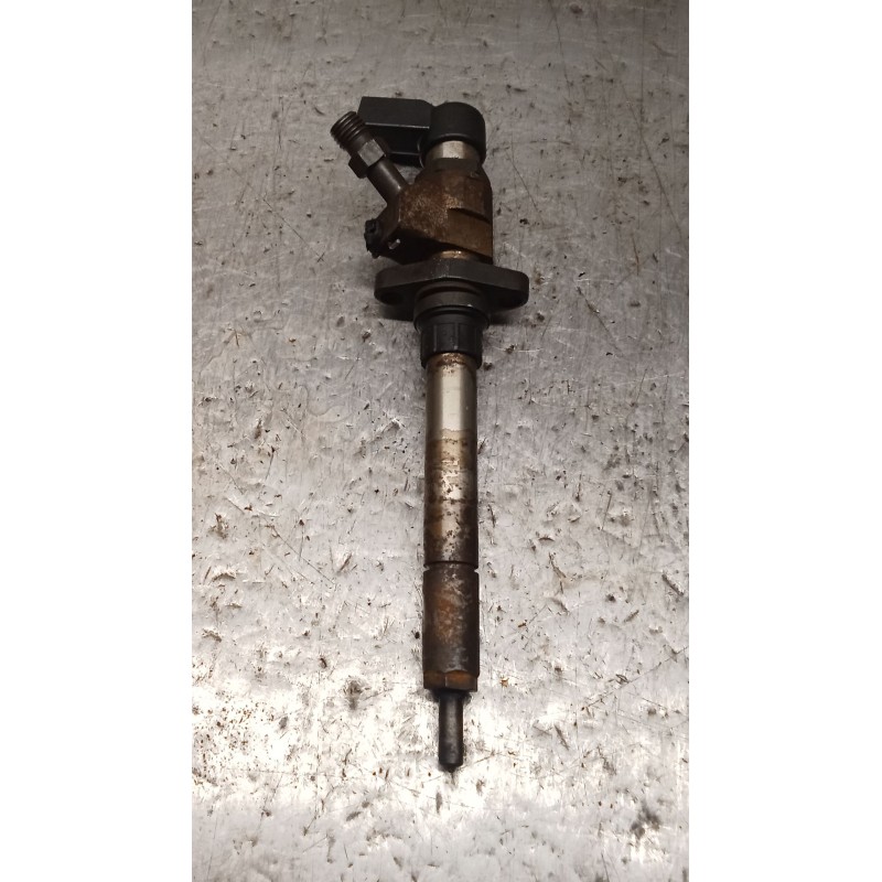 Recambio de inyector para peugeot 407 sw (6e_, 6d_) 2.0 hdi 135 referencia OEM IAM 9657144580 SIEMENS 