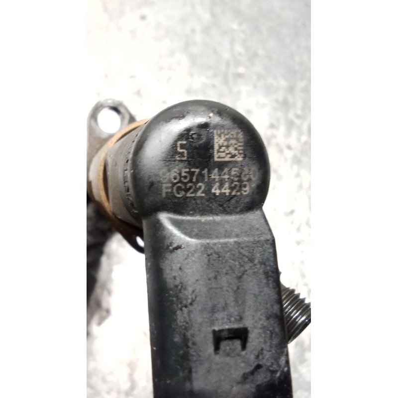 Recambio de inyector para citroën c5 ii (rc_) 2.0 hdi (rcrhrh) referencia OEM IAM 9657144580  SIEMENS