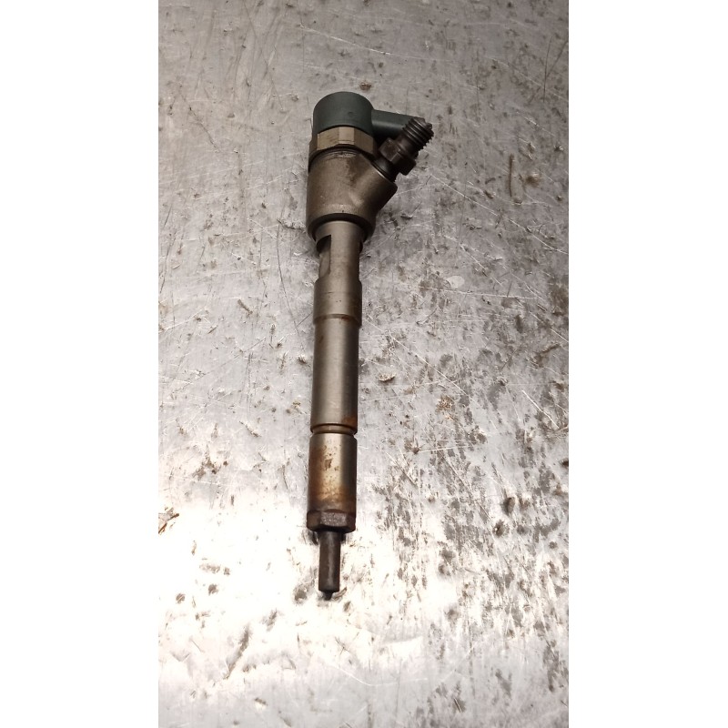 Recambio de inyector para opel corsa e color edition ecoflex referencia OEM IAM 0445110 618  BOSCH
