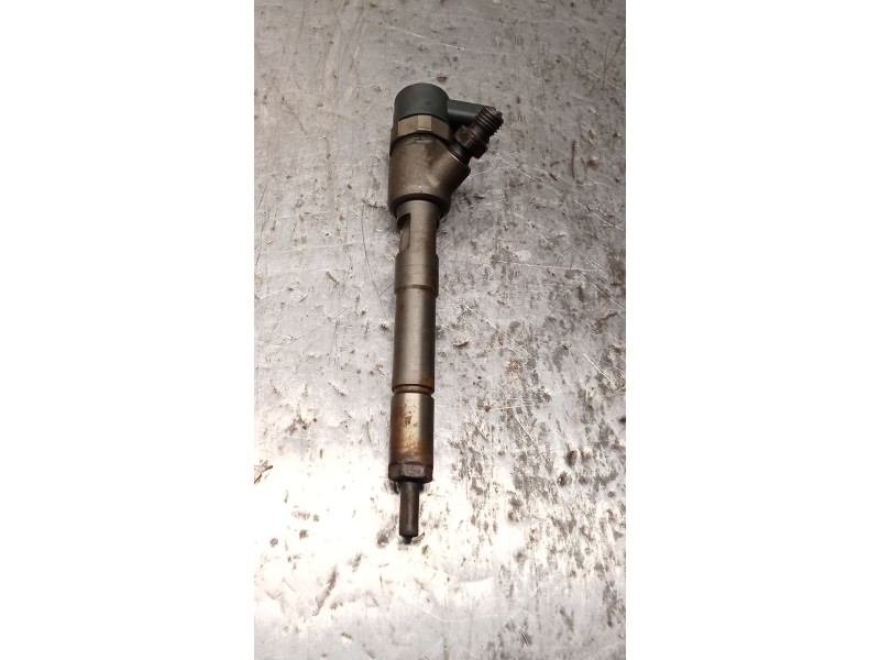 Recambio de inyector para opel corsa e color edition ecoflex referencia OEM IAM 0445110 618  BOSCH
