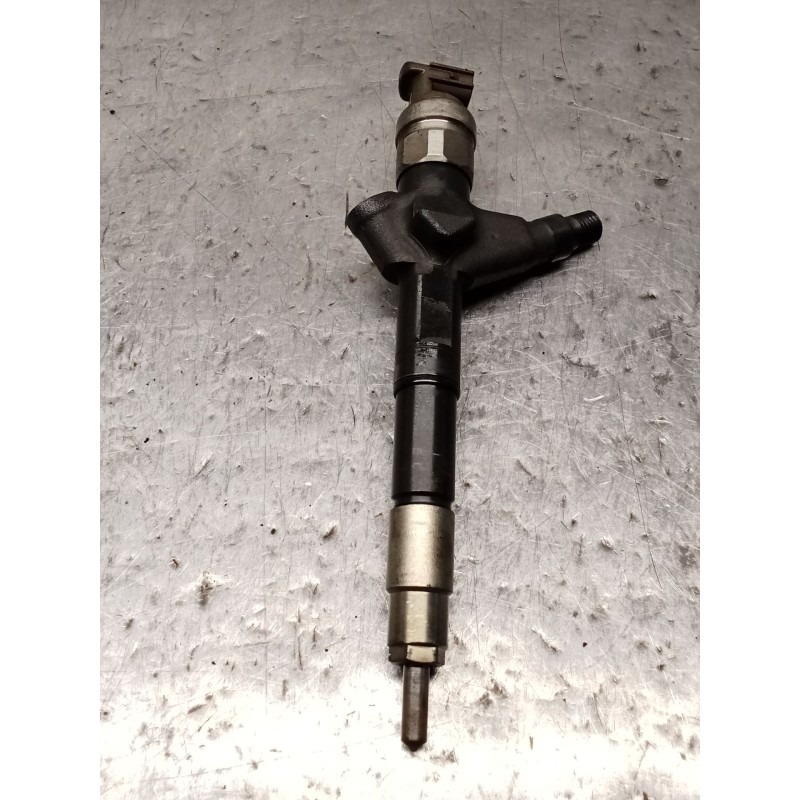 Recambio de inyector para nissan cabstar (f24m, f24w) 35.13 dci, 45.13 dci 2.5 (f24m) referencia OEM IAM 16600MB40A DENSO 06