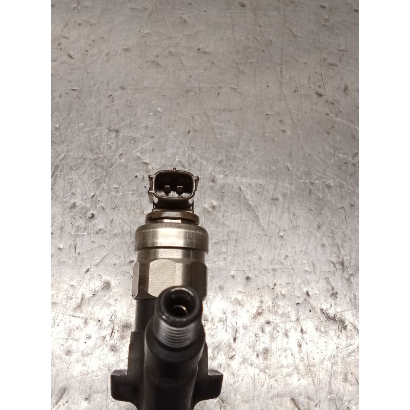 Recambio de inyector para nissan cabstar (f24m, f24w) 35.13 dci, 45.13 dci 2.5 (f24m) referencia OEM IAM 16600MB40A DENSO 06