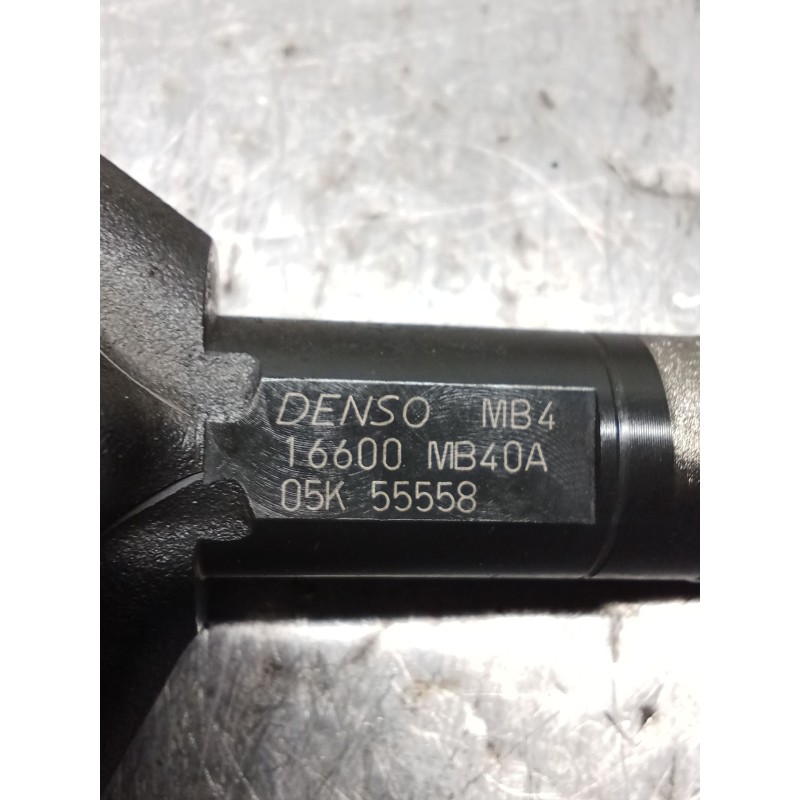Recambio de inyector para nissan cabstar (f24m, f24w) 35.13 dci, 45.13 dci 2.5 (f24m) referencia OEM IAM 16600MB40A DENSO 06