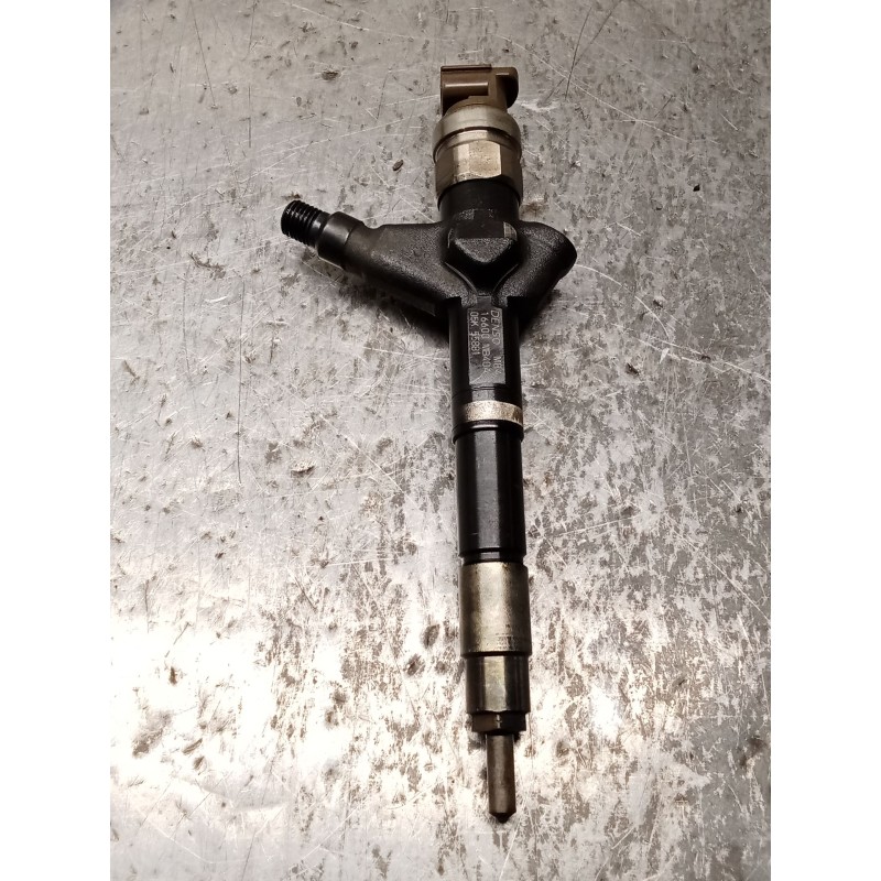 Recambio de inyector para nissan cabstar (f24m, f24w) 35.13 dci, 45.13 dci 2.5 (f24m) referencia OEM IAM 16600MB40A DENSO 06