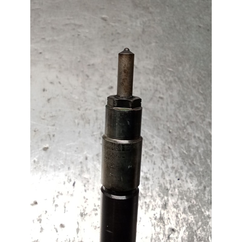 Recambio de inyector para nissan cabstar (f24m, f24w) 35.13 dci, 45.13 dci 2.5 (f24m) referencia OEM IAM 16600MB40A DENSO 06