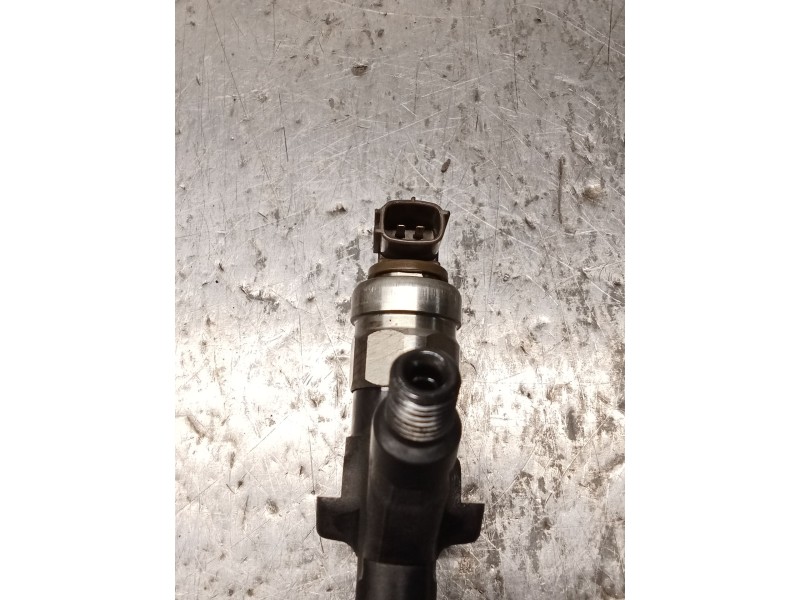 Recambio de inyector para nissan cabstar (f24m, f24w) 35.13 dci, 45.13 dci 2.5 (f24m) referencia OEM IAM 16600MB40A DENSO 06