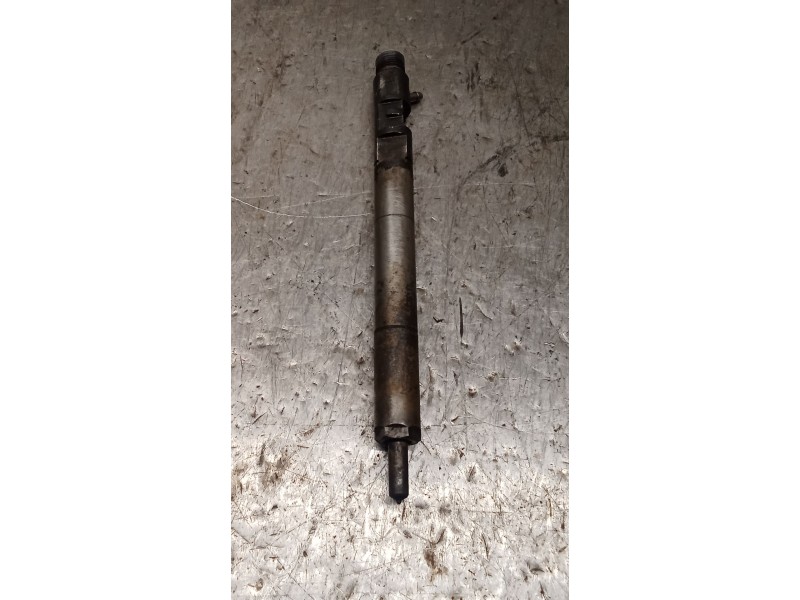 Recambio de inyector para ssangyong rodius i 2.7 xdi referencia OEM IAM A6650170221  DELPHI